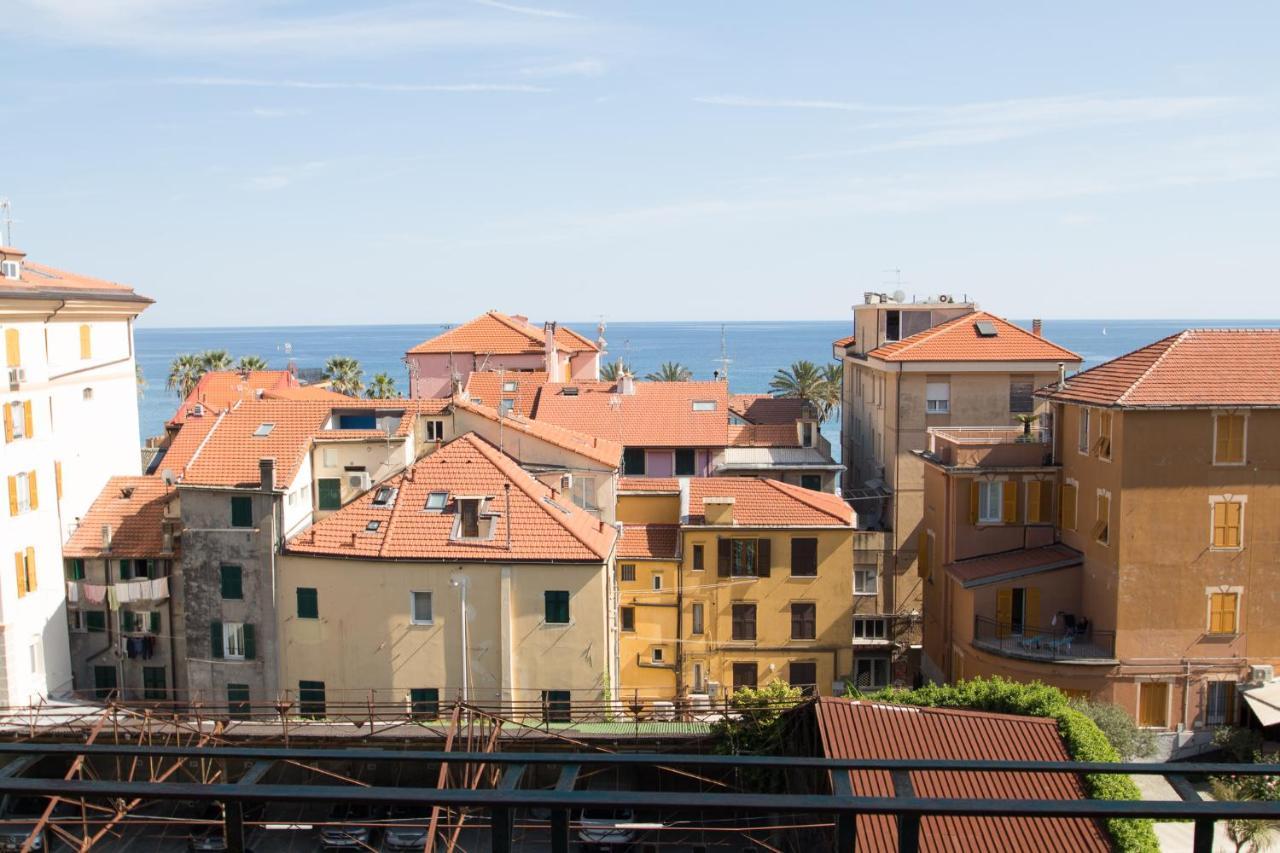 Appartamento Di 5 Locali,8 Posti Letto Vista Mare Varazze Exterior foto