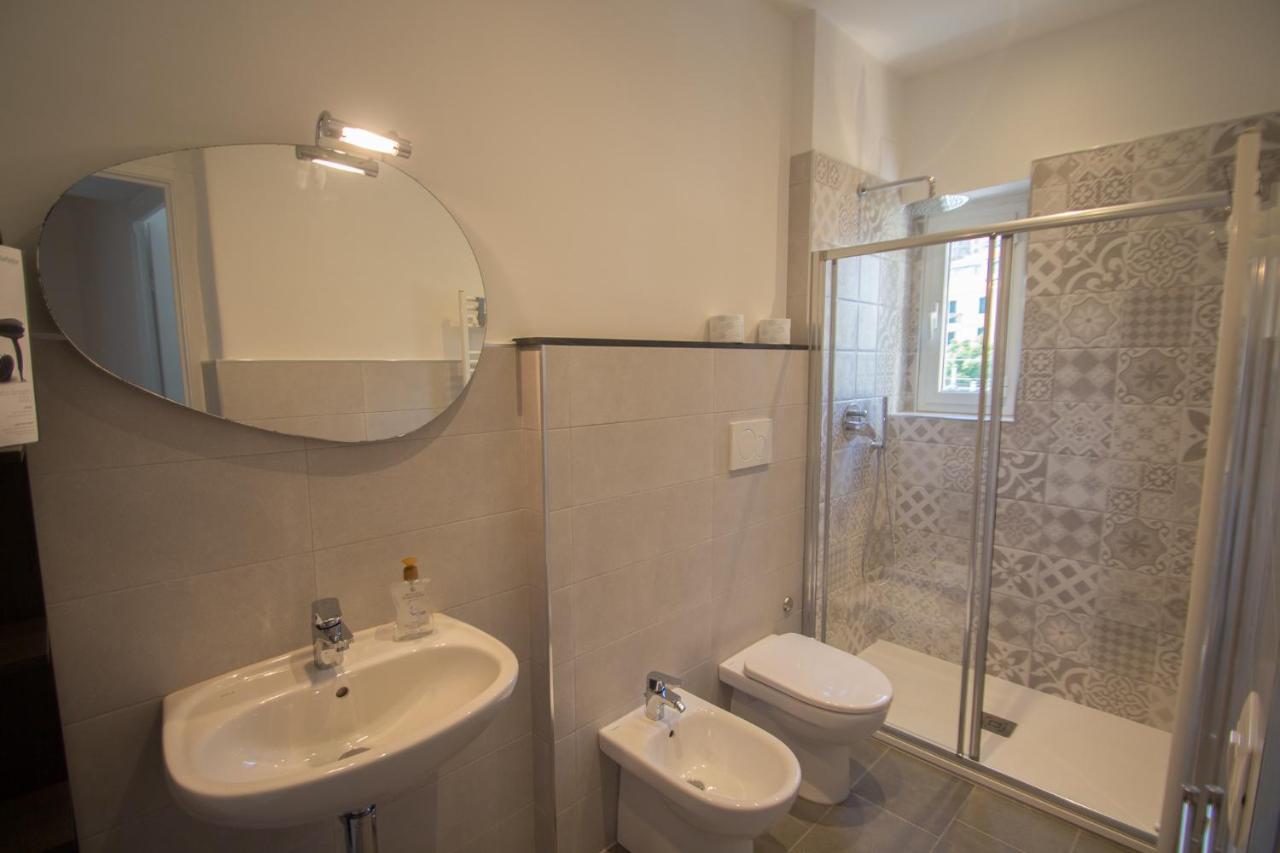 Appartamento Di 5 Locali,8 Posti Letto Vista Mare Varazze Exterior foto