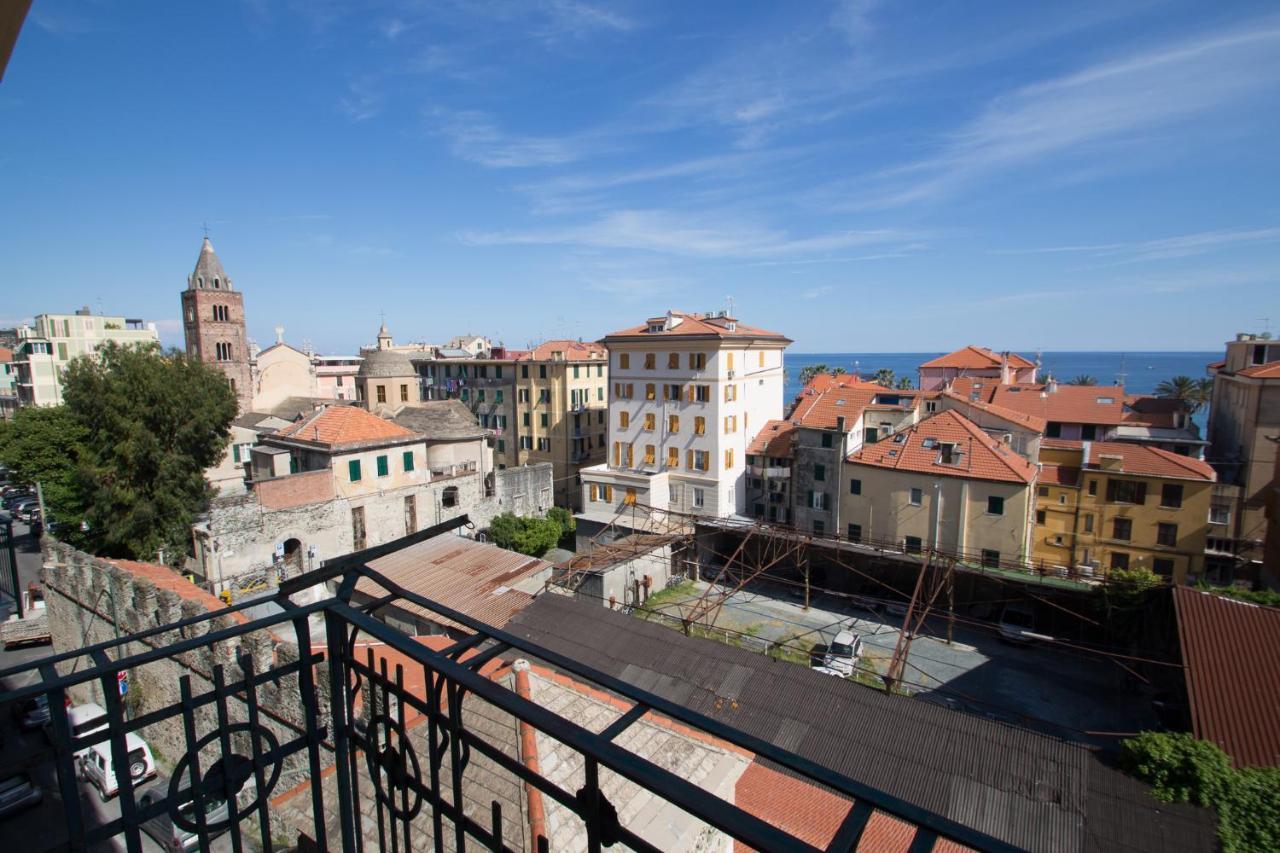 Appartamento Di 5 Locali,8 Posti Letto Vista Mare Varazze Exterior foto